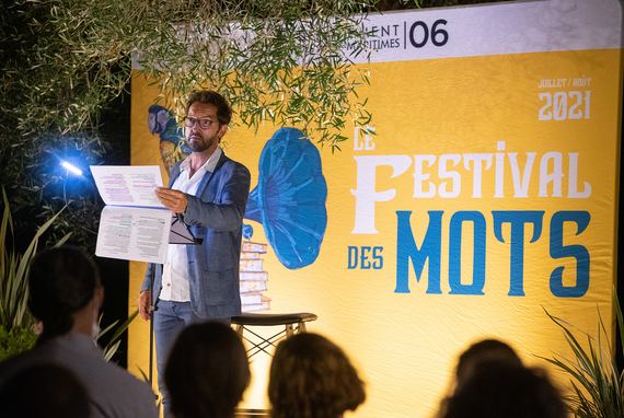Frédéric Diefenthal au Festival des Mots 2021 à Tourrettes-sur-Loup - Image en taille réelle, .JPG 1,11Mo fenêtre modale